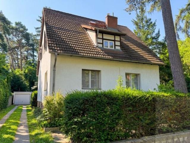 Haus kaufen in Kleinmachnow, Brandenburg