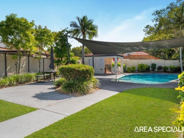 Villa for sale in Fernbrook, Queensland
