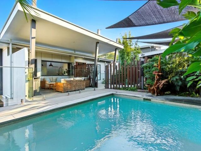House for sale in Mount Coolum