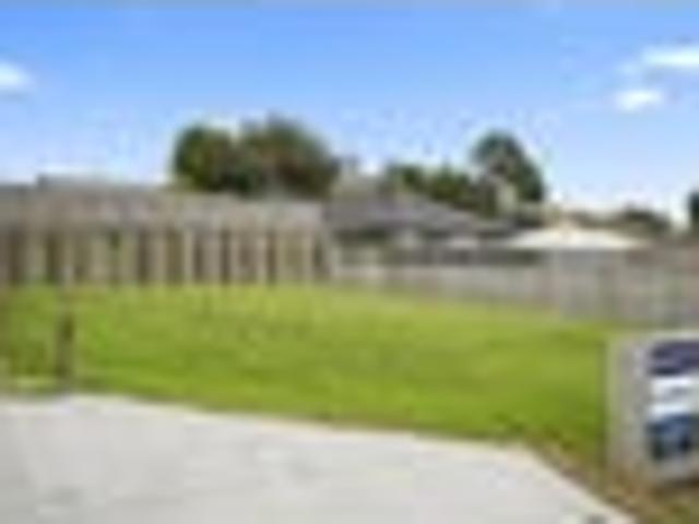 Land for sale in Awhitu, Oroua County