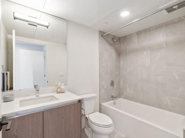 Apartment for rent in Canoga Park, California