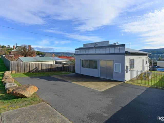 Retail for sale in New Norfolk, Tasmania