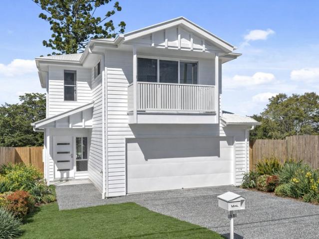 Cottage for sale in Toombul, Queensland