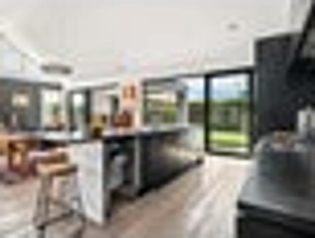 House for sale in Point Wells, Rodney