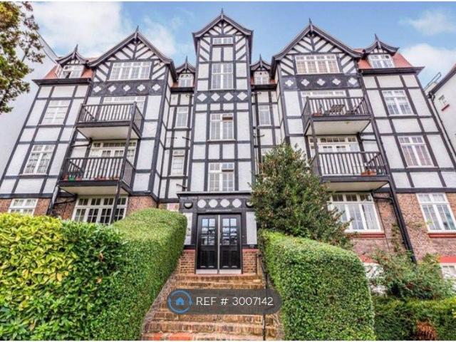 Apartment for rent in Highgate, Greater London