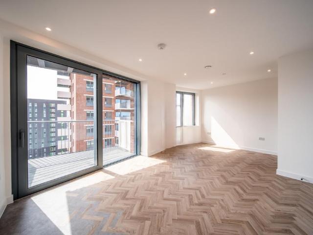 Apartment for rent in Bromley-by-Bow, Poplar Grove