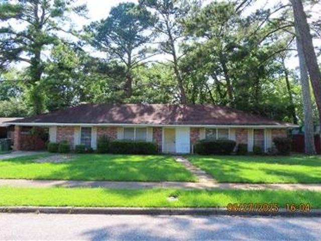 House for sale in Montgomery