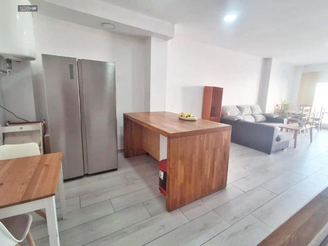 Apartamento en alquiler en Puerto de la Torre, Málaga-Costa del Sol