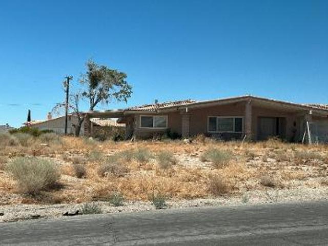 House for sale in Apple Valley