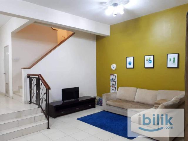 Room for rent in Petaling, Alam Impian
