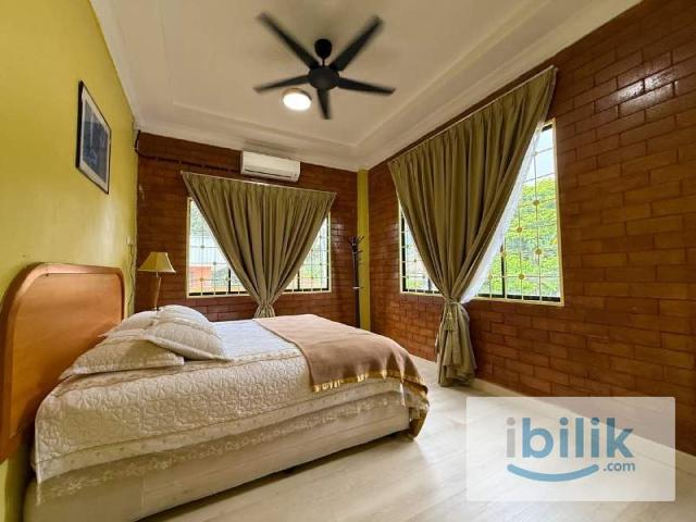 Room for rent in Taman Emas, Sepang