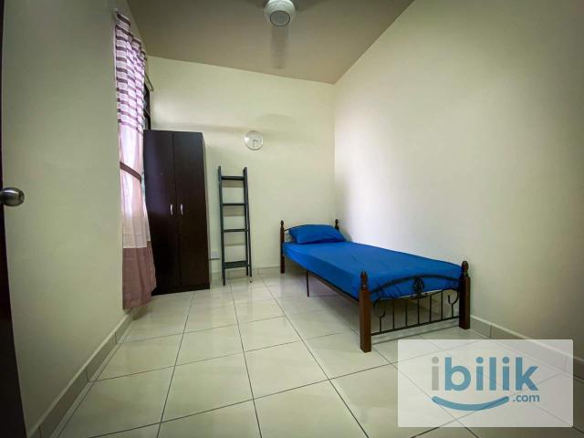 Room for rent in Petaling, Damansara Damai
