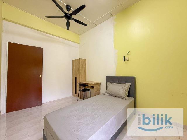Room for rent in Kajang, Langat