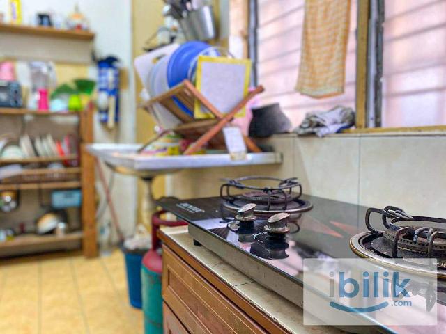 Room for rent in Petaling, Damansara Damai