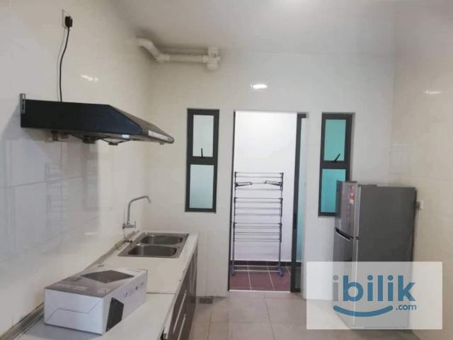 Room for rent in Petaling, Alam Impian
