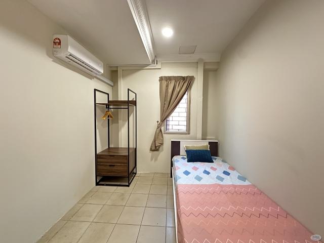 Room for rent in Country Heights Damansara, Kuala Lumpur