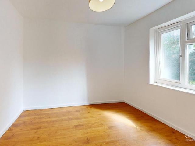 Apartment for rent in West Hendon, The Hyde