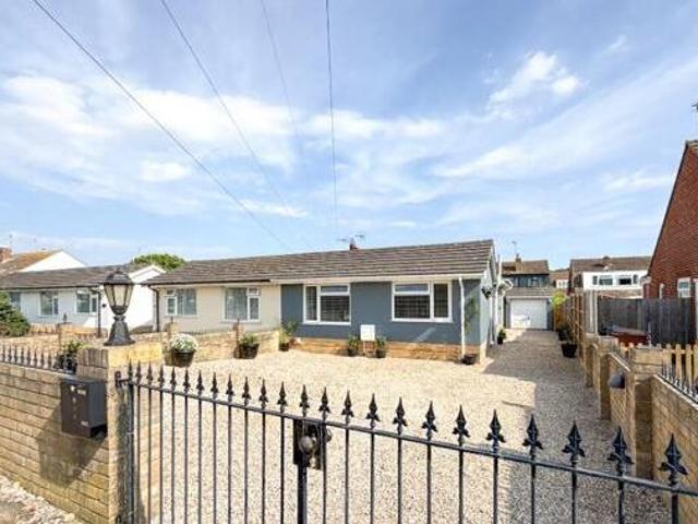 House for sale in Polegate, Cross In Hand