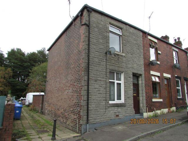 House for rent in Sudden, Burnedge