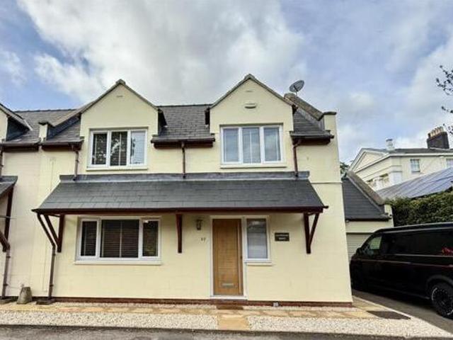 House for sale in Golden Valley, Gloucestershire