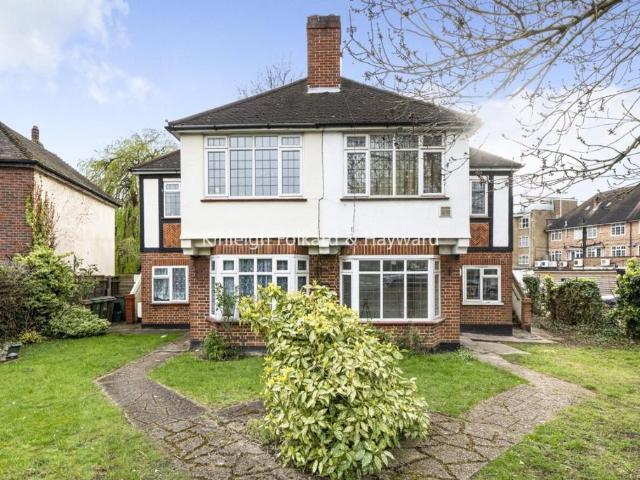 Apartment for rent in London Borough of Sutton, Greater London