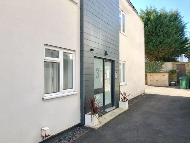 Apartment for rent in Brighton & Hove