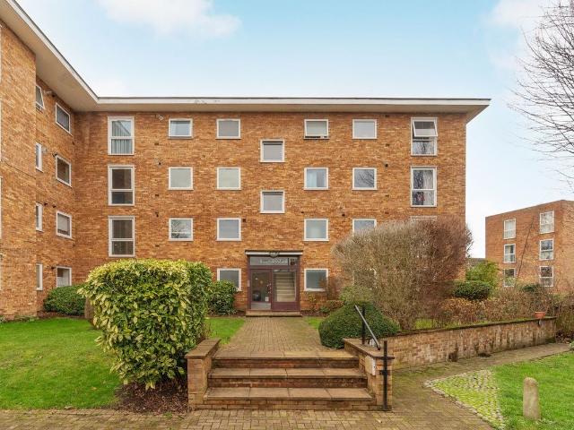 Apartment for rent in Wallington, Greater London