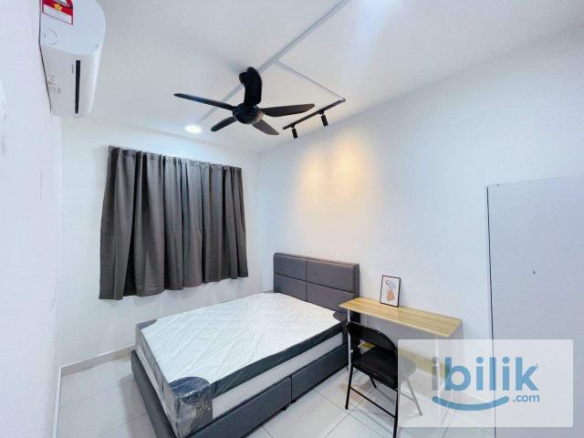 Room for rent in The Earth, Bukit Jalil
