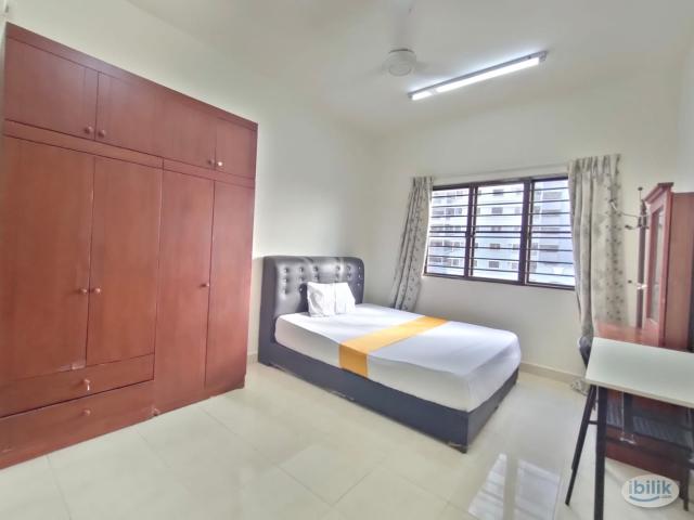 Room for rent in Petaling, Damansara Damai