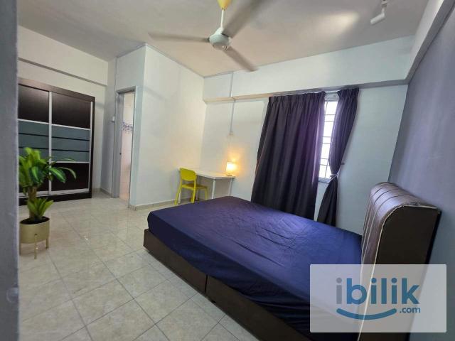 Room for rent in Petaling, Damansara Damai
