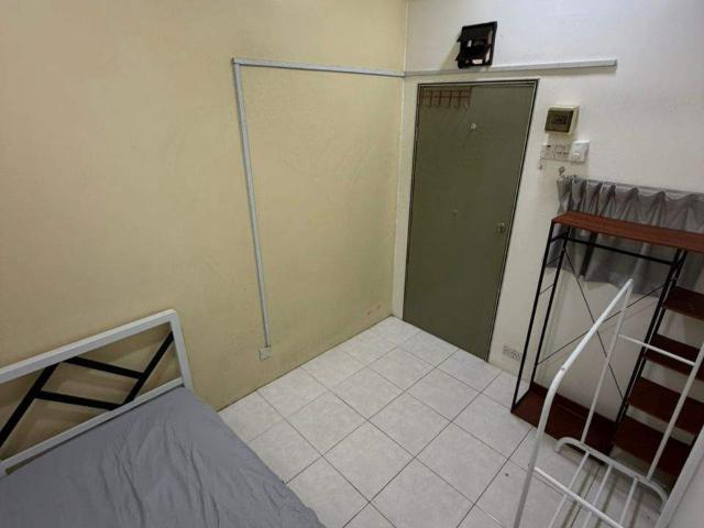 Room for rent in Petaling, Alam Impian