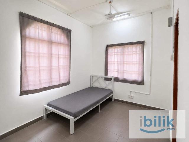 Room for rent in Alam Impian, Selangor