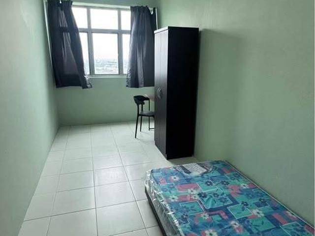 Room for rent in Wellesley, Penang