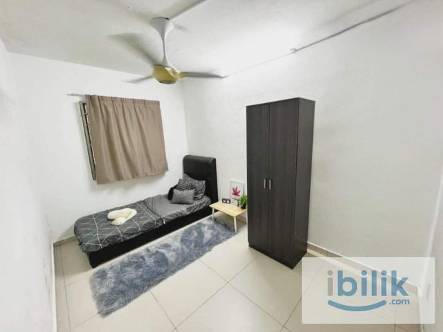 Room for rent in Petaling, Damansara Damai