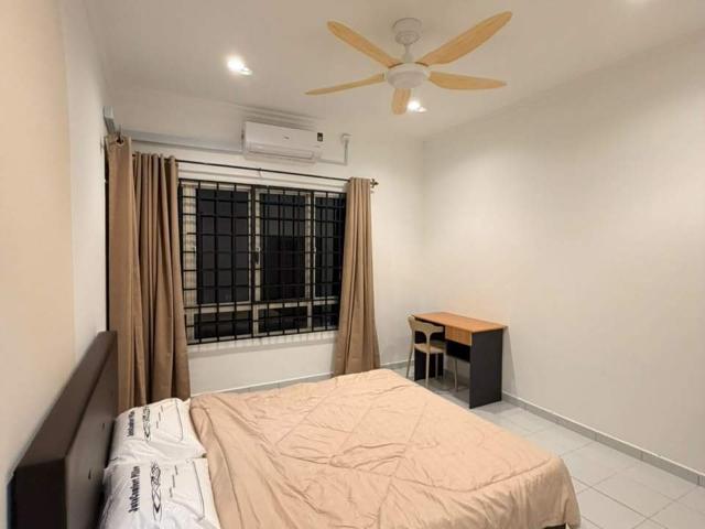 Room for rent in Petaling, Damansara Damai