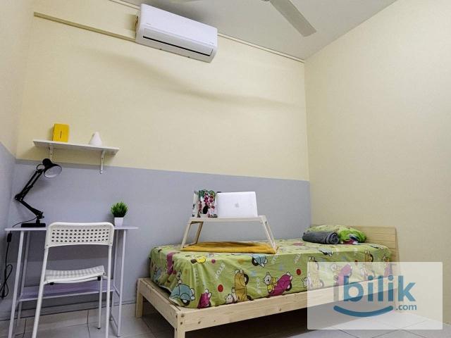 Room for rent in Petaling, Alam Impian