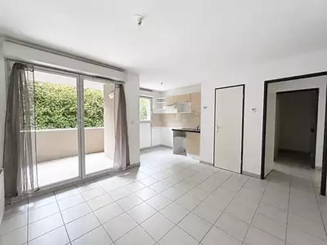 Appartement vente à Zone d'activités Puymaret, Malemort