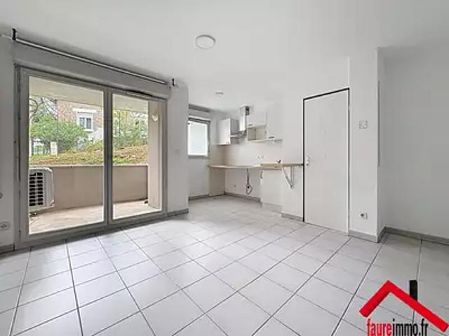 Appartement vente à Zone d'activités Puymaret, Malemort