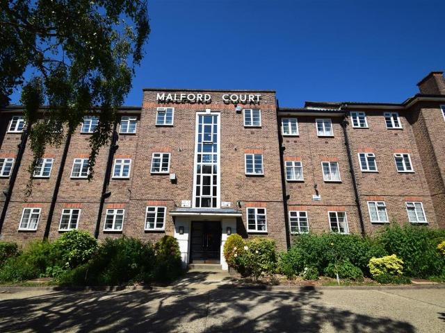 Apartment for rent in Snaresbrook, Greater London