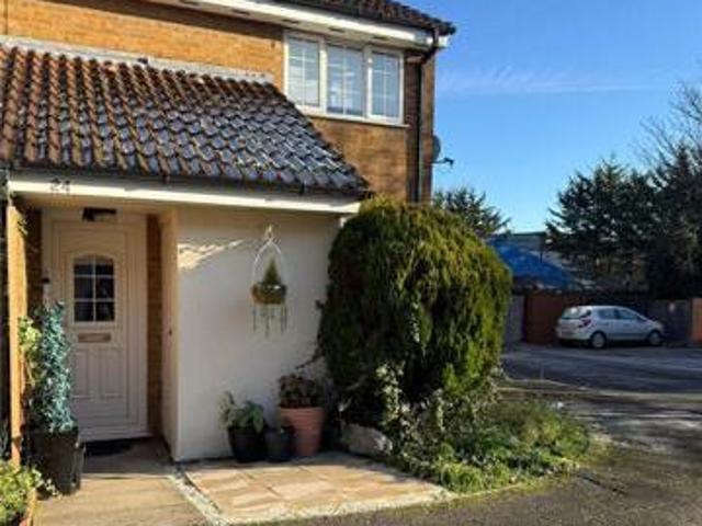 House for sale in Luton