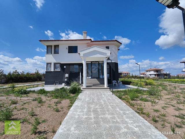 Gölbaşi, Ankara içerisinde satılık Villa