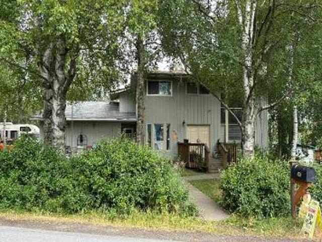 House for sale in Alaska