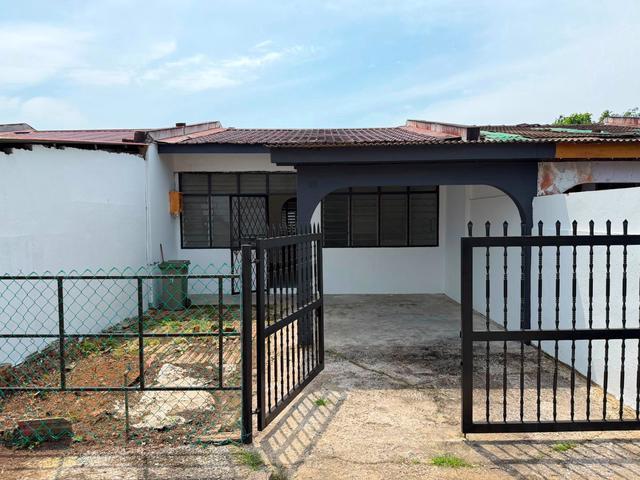 Terraced House for sale in Kuching