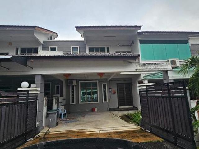 Terraced House for rent in Malaka