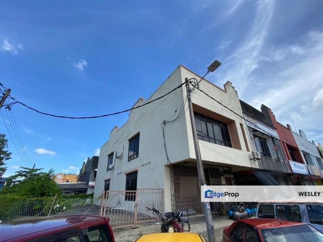 Shop for sale in Malaka