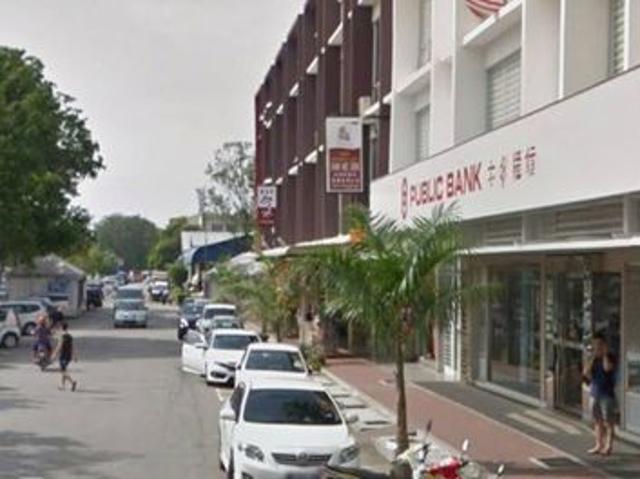 Shop for sale in Malaka