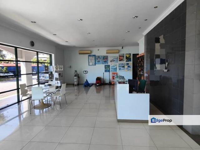Shop for sale in Malaka