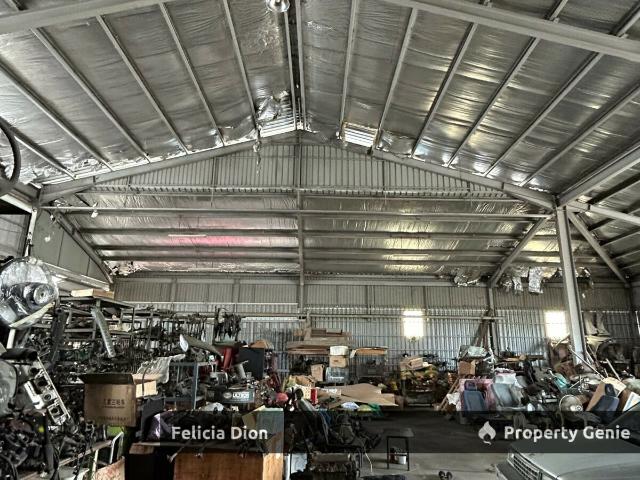 Warehouse for sale in Malaka