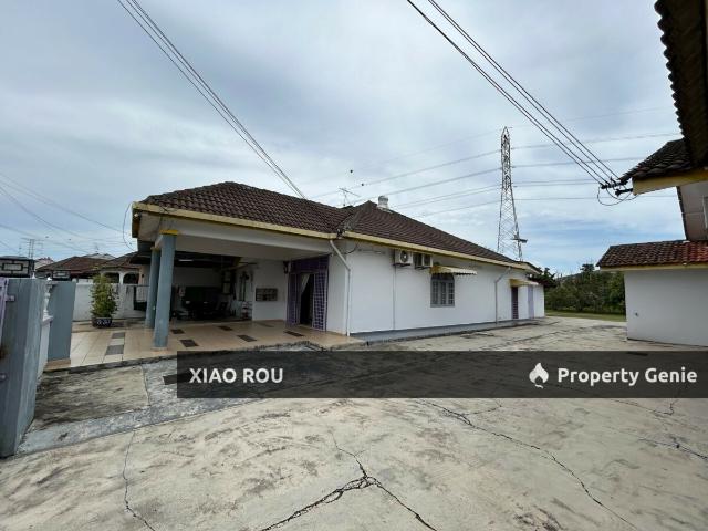 Residential House for sale in Malaka