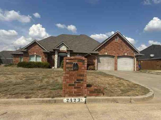 House for sale in Duncan, Stephens County